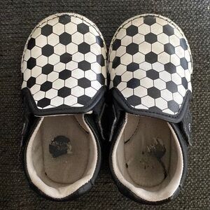 Stride Rite Soccer Nettie Shoe Toddler Size 6